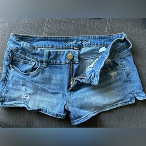 Women’s jean shorts